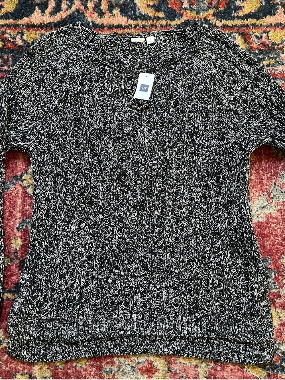 GAP Women’s Black & White Marled Crewneck Sweater size L *NWT